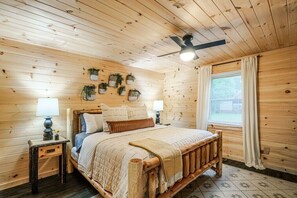 3 soverom, strykejern/-brett, reiseseng for barn og wi-fi (inkludert)