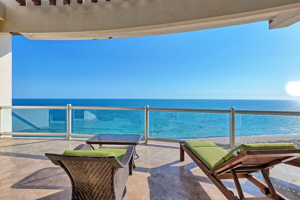Panoramic Condo | Terrace/patio - Luna Blanca 1201 by Kivoya (Puerto Peñasco)