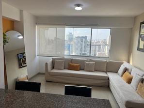 Flat-screen TV - Apart Peru Economico 1 (Miraflores)