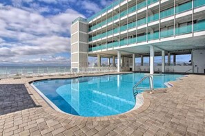 Udendørs pool