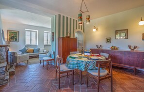 Dining - 3 bedroom stunning home in Marciana (Marciana)