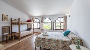 6 bedrooms, iron/ironing board, travel crib, WiFi - Santa Marta Archidona by Ruralidays (Málaga)
