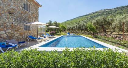 Casa Rural El Ciruelo Loco Alfarnate by Ruralidays