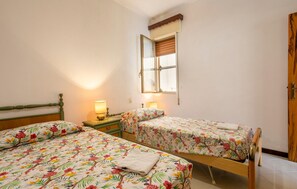 2 habitaciones, cuna de viaje y wifi gratis 