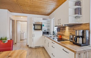 Kühlschrank, Herdplatte, Geschirrspüler