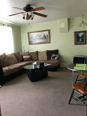 Smart TV, DVD player, books