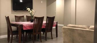 Cozy Stay near the airport