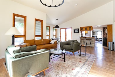 5-Star Lux Modern Cabin in DT Fruita ❊ Dog Friendly❊