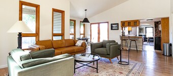 5-Star Lux Modern Cabin in DT Fruita ❊ Dog Friendly❊