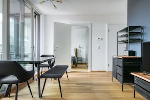 Interior - Lovely Mariahilf 1BR w/ Elevator + Terrace, near park, U4, by Blueground (Vienna)