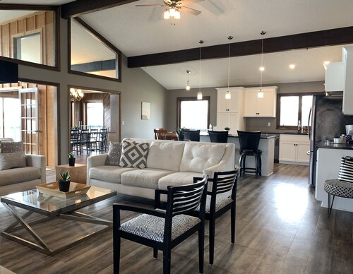 Spectacular Lake Home on Locke Lake in Monticello!