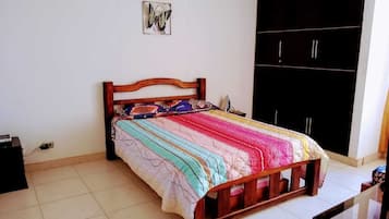 Apartamento standard | 2 quartos, individualmente mobiliados, ferros/tábuas de passar roupa