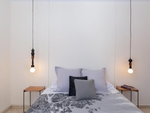 2 chambres, fer et planche à repasser, accès Internet, draps fournis