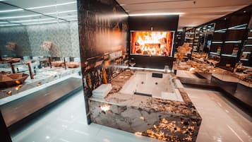 Superior Room, 4 Bedrooms | 6 bedrooms, premium bedding, Select Comfort beds, minibar