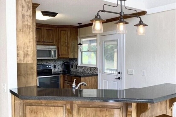 Frigorífic, microones, forn i placa de cuina