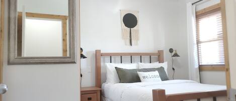 2 多间卧室、熨斗/熨衣板、免费 WiFi、床单