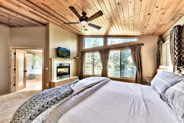 6 bedrooms, iron/ironing board, WiFi, bed sheets