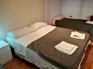 1 chambre, Wi-Fi gratuit, draps fournis