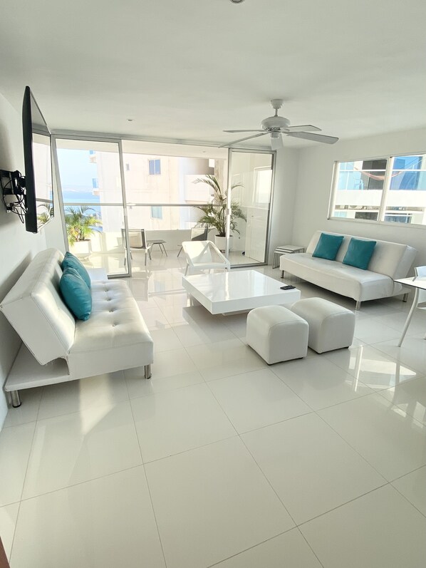 Smart TV de 40 pulgadas con canales por cable y televisión