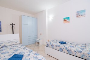 2 camere, ferro/asse da stiro, Wi-Fi gratuito, lenzuola