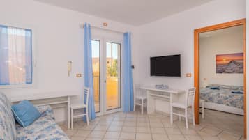 2 Schlafzimmer, BĂŒgeleisen/BĂŒgelbrett, kostenloses WLAN, BettwĂ€sche