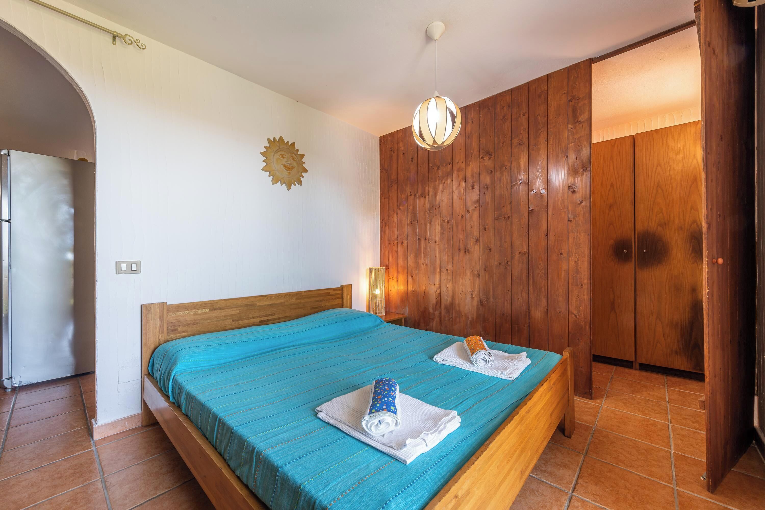 1 chambre, fer et planche à repasser, Wi-Fi gratuit, draps fournis