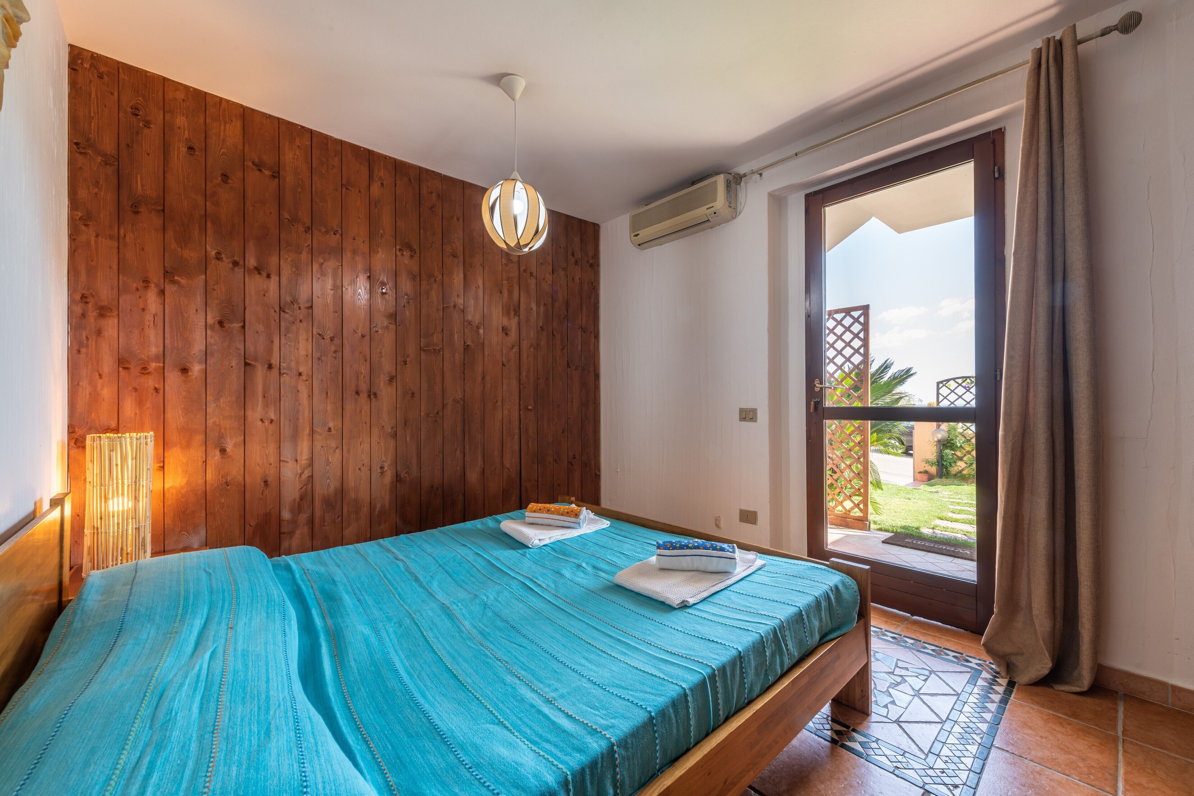 1 camera, ferro/asse da stiro, Wi-Fi gratuito, lenzuola