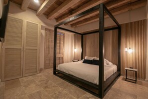 7 chambres, coffres-forts dans les chambres, Wi-Fi gratuit
