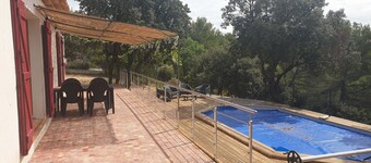 House with heated pool near the Gorges du Verdon.