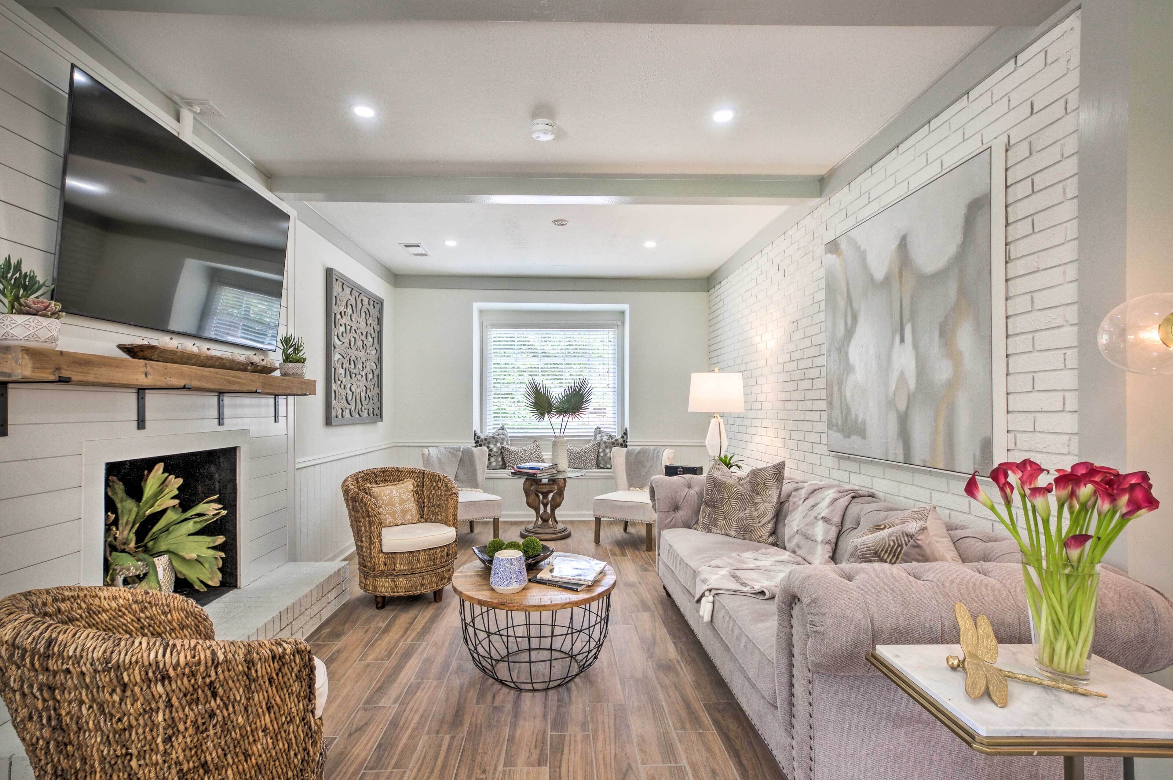 Alpharetta Home w/ Large Yard - Walk to Dtwn!