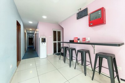 OYO 90334 Mawlaya Hotel