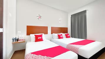Superior Suite | 1 bedroom, desk, free WiFi, bed sheets