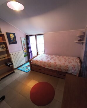 4 bedrooms, iron/ironing board, bed sheets - Superb townhouse (Arnay-le-Duc)
