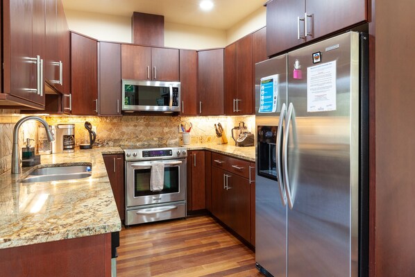 Fridge, microwave, oven, stovetop