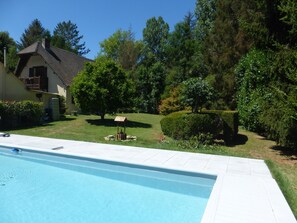 Outdoor pool, a heated pool - VILLA FOUILLEBROC with swimming pool (Touffreville)