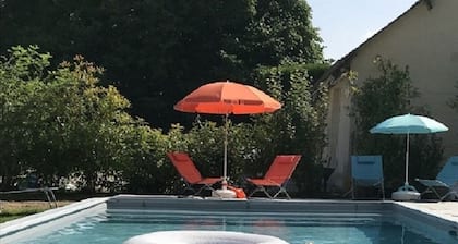 VILLA FOUILLEBROC with swimming pool