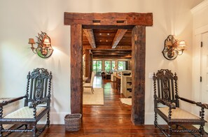 Interior - The best of both worlds (Lake Toxaway)