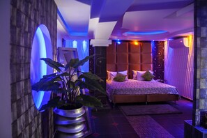 16 chambres, Wi-Fi, literie fournie, accessible en fauteuil roulant