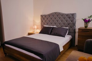 Deluxe Apartment | 2 bedrooms, in-room safe, desk, blackout drapes - Cihangir By Aydın Suite Hotel (Istanbul)