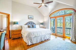 6 soverom, strykejern/-brett og internettilgang