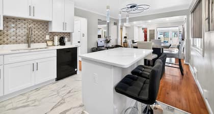GORGEOUS HOME TUCKED AWAY IN GREENER PART OF TOWN