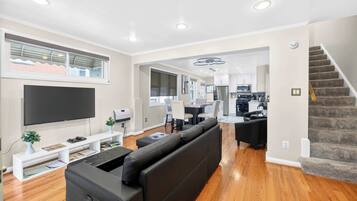 TV, fireplace, offices