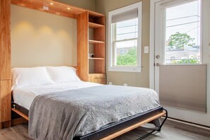 Schreibtisch, Bügeleisen/Bügelbrett, WLAN, Bettwäsche