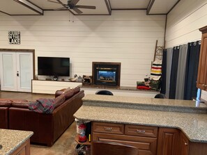 Interior - Clean and cozy total eclipse retreat, perfect for enjoying the Adirondacks! (Chateaugay)