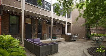 Secluded & Spacious 1BR Condo – Central in OTR