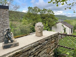 Exterior detail - Traditional burgundian house, ideal for families, peace and quiet in nature. (ST ROMAIN)
