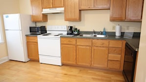 Unclassified image, 4 of 11, button - Close to Campus Student Housing - Amenities (St. Louis)