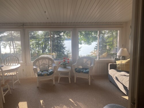 Beautiful Sunset Beach Lake House on Lake Chetac 