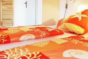2 chambres, lit parapluie, Wi-Fi, draps fournis