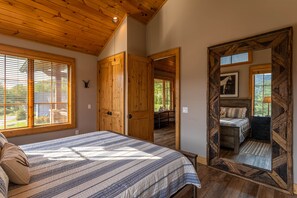 2 chambres, fer et planche à repasser, accès au Wi-Fi (inclus)